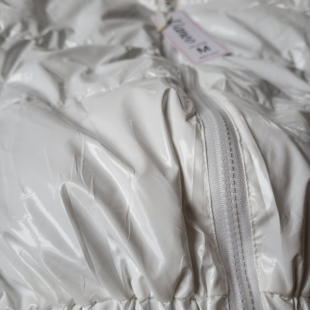 Women’s Shiny Cropped Puffer Jacket – Uaneo – White – Size M – NWT - Picture 10 of 12